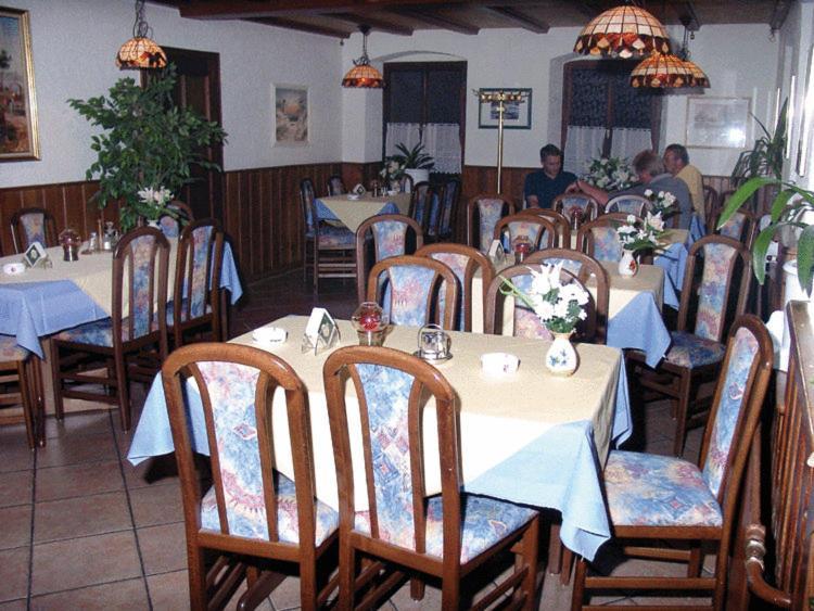 Hotel Drei Koenige Neckarbischofsheim Kültér fotó