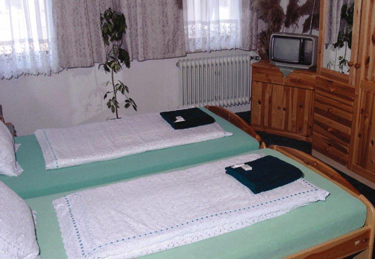 Hotel Drei Koenige Neckarbischofsheim Kültér fotó